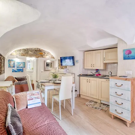 Apartment La Pigna Azzurra - Happy *